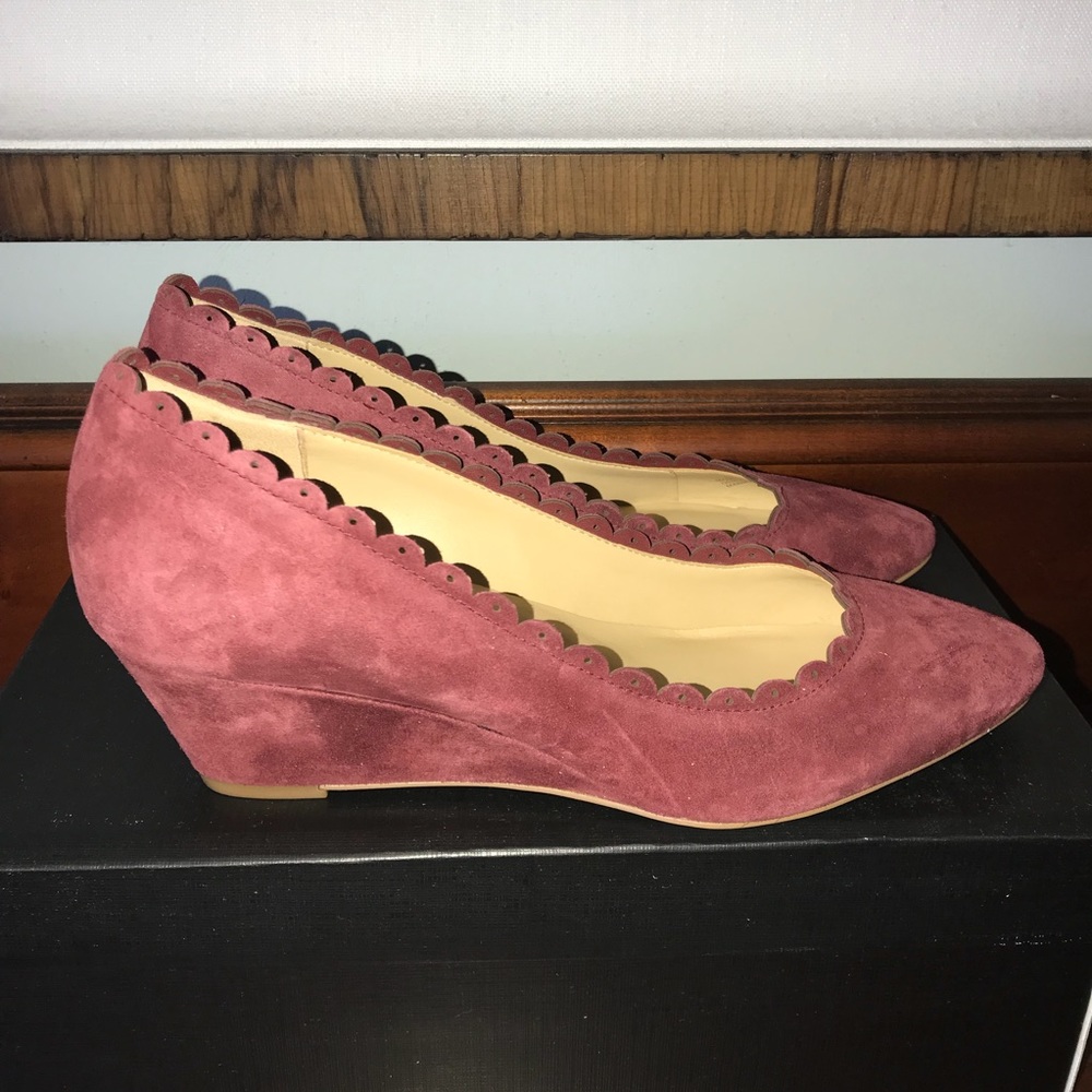 Talbots Laney Scallop Pomegranate Size 7